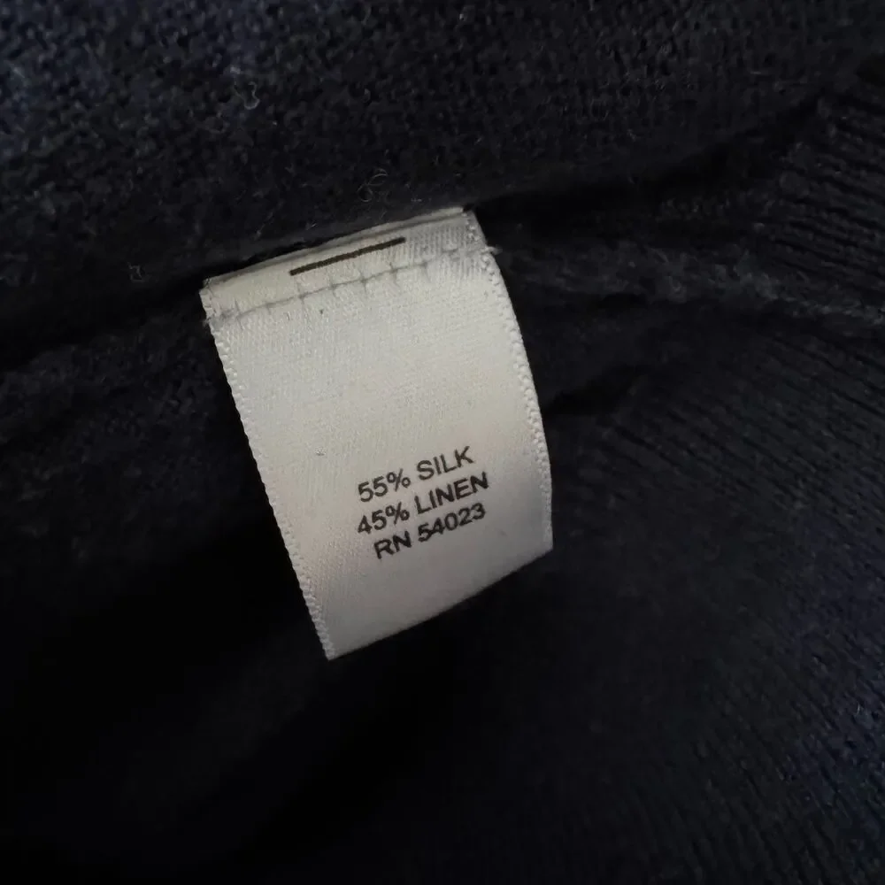 Banana Republic Men's Navy Blue Silk Linen V-Neck Sweater Medium